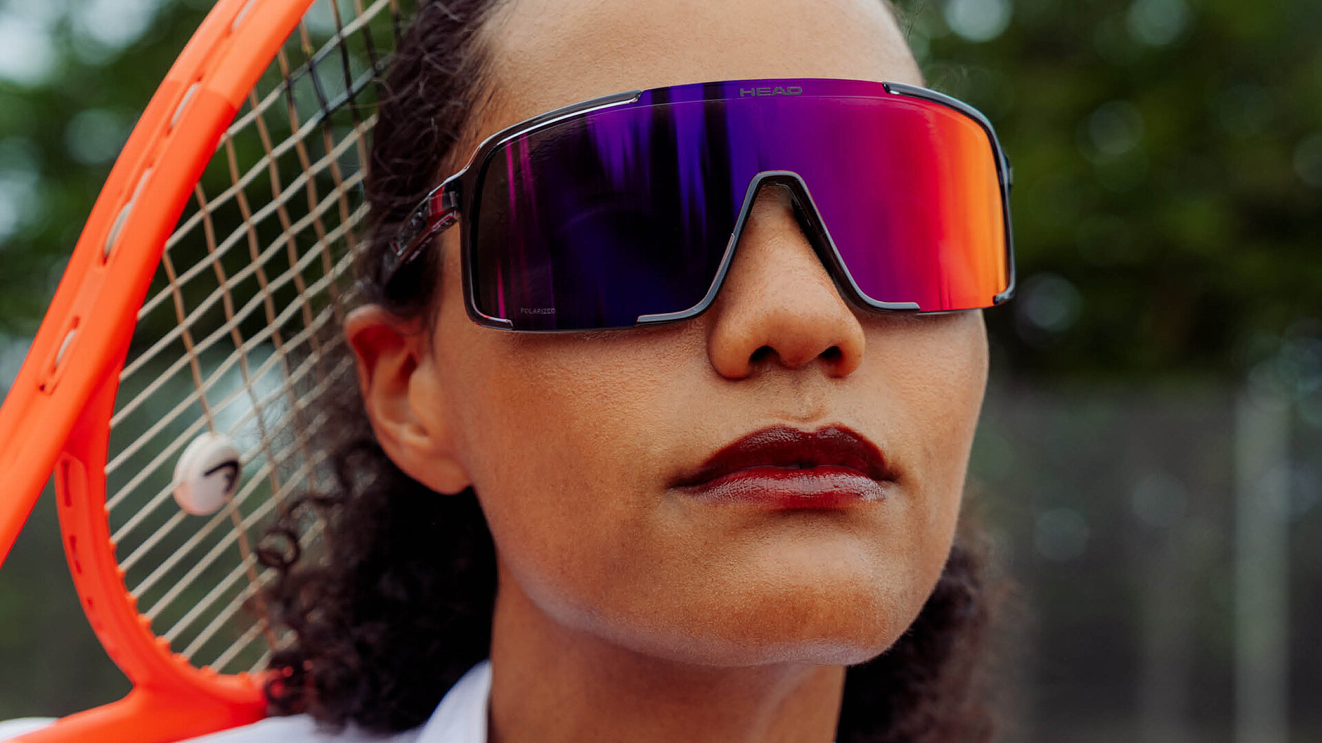 LENS  TECHNOLOGY